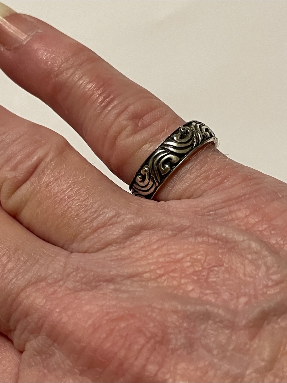 Ornate Swirl Pattern Sterling Silver Band Ring